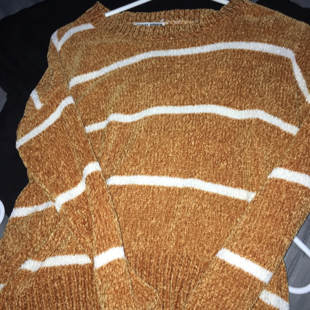 Brown with white lines sweater